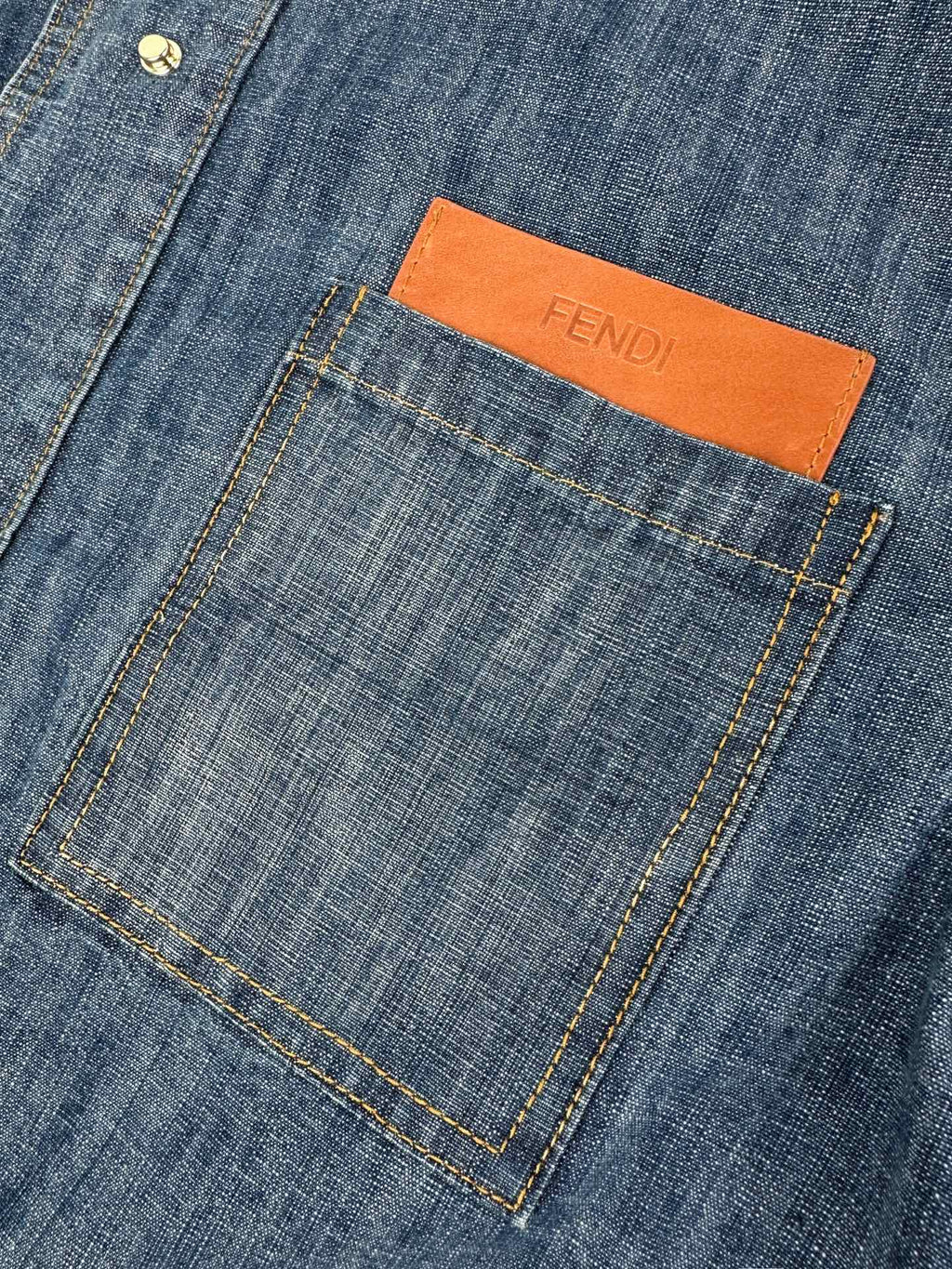 Fendi women’s blue chambray cropped denim jacket