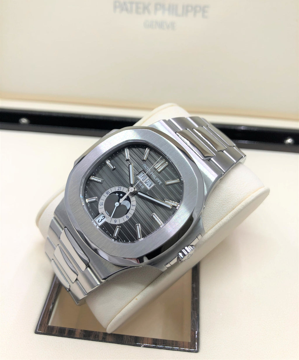 2015 Patek Philippe Nautilus Watch