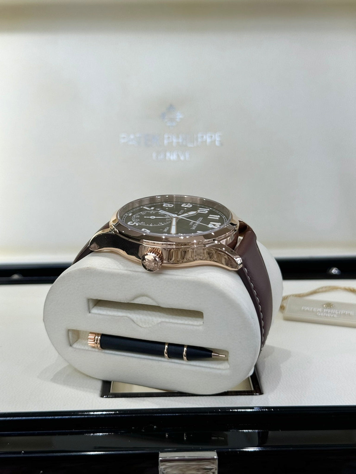 2019 Patek Philippe Calatrava Pilot Time Travel 5524R-001 Watch