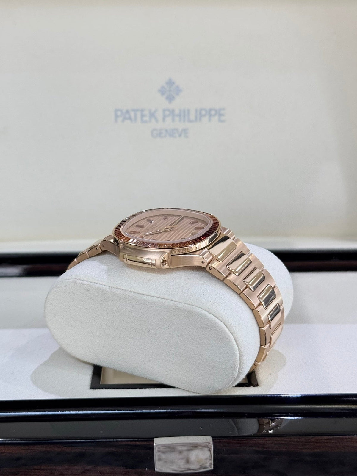 2025 Patek Philippe Nautilus 7118/1300R Watch