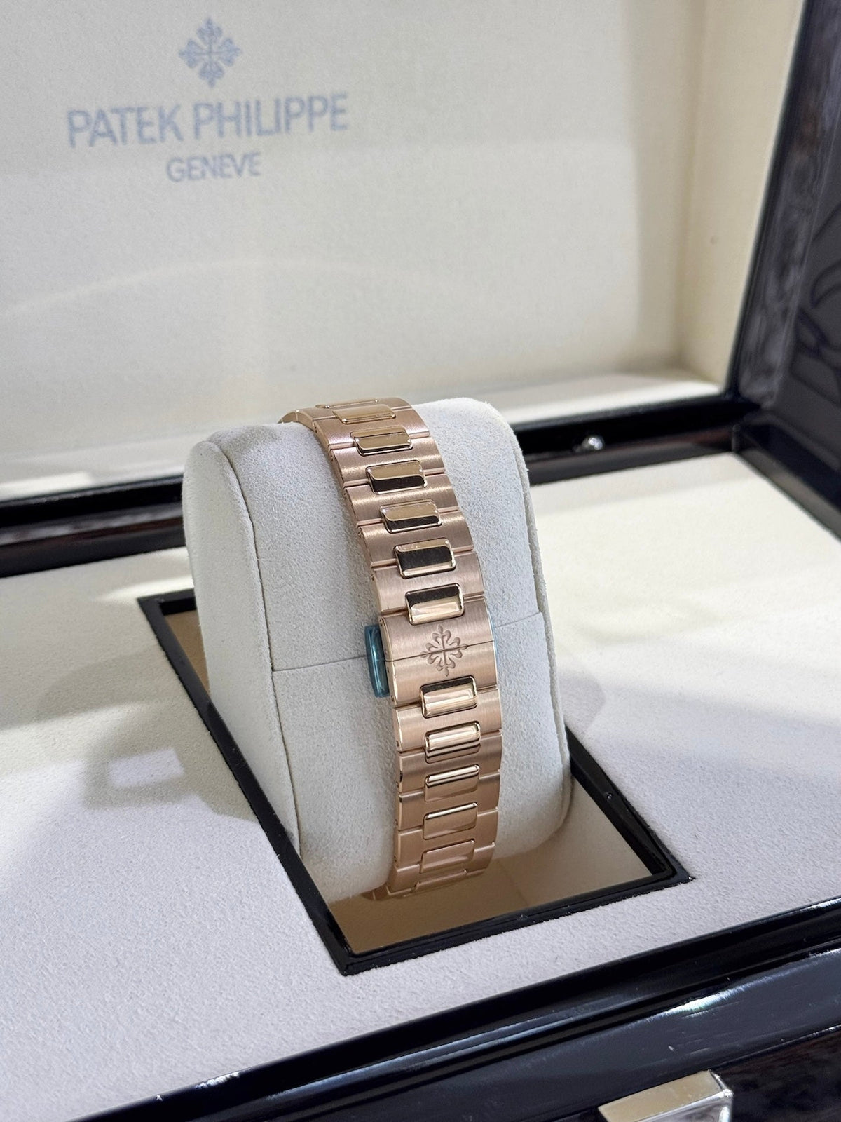 2025 Patek Philippe Nautilus 7118/1300R Watch