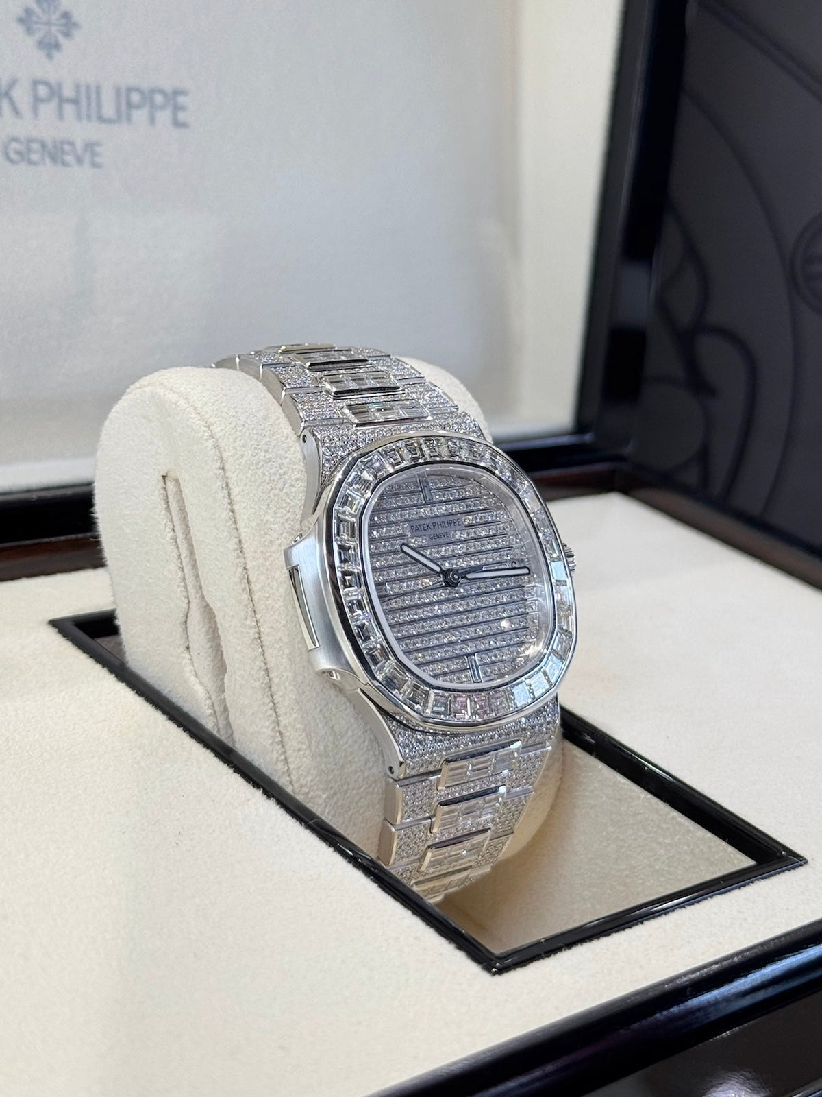 2024 Patek Philippe Nautilus 5719/10G-010 Watch