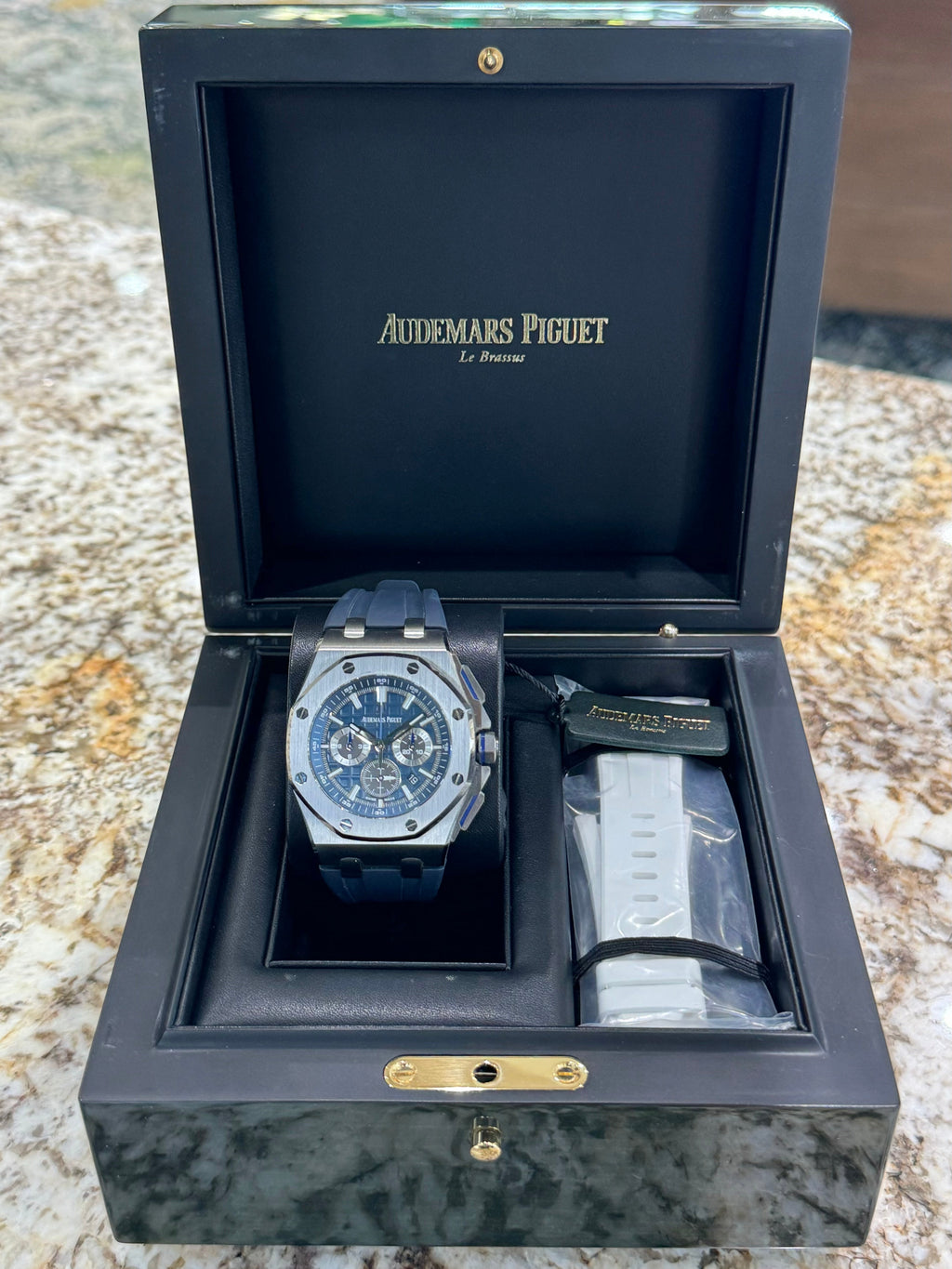 2021 Audemars Piguet Royal Oak Offshore Selfwinding Chronograph 26480TI Watch
