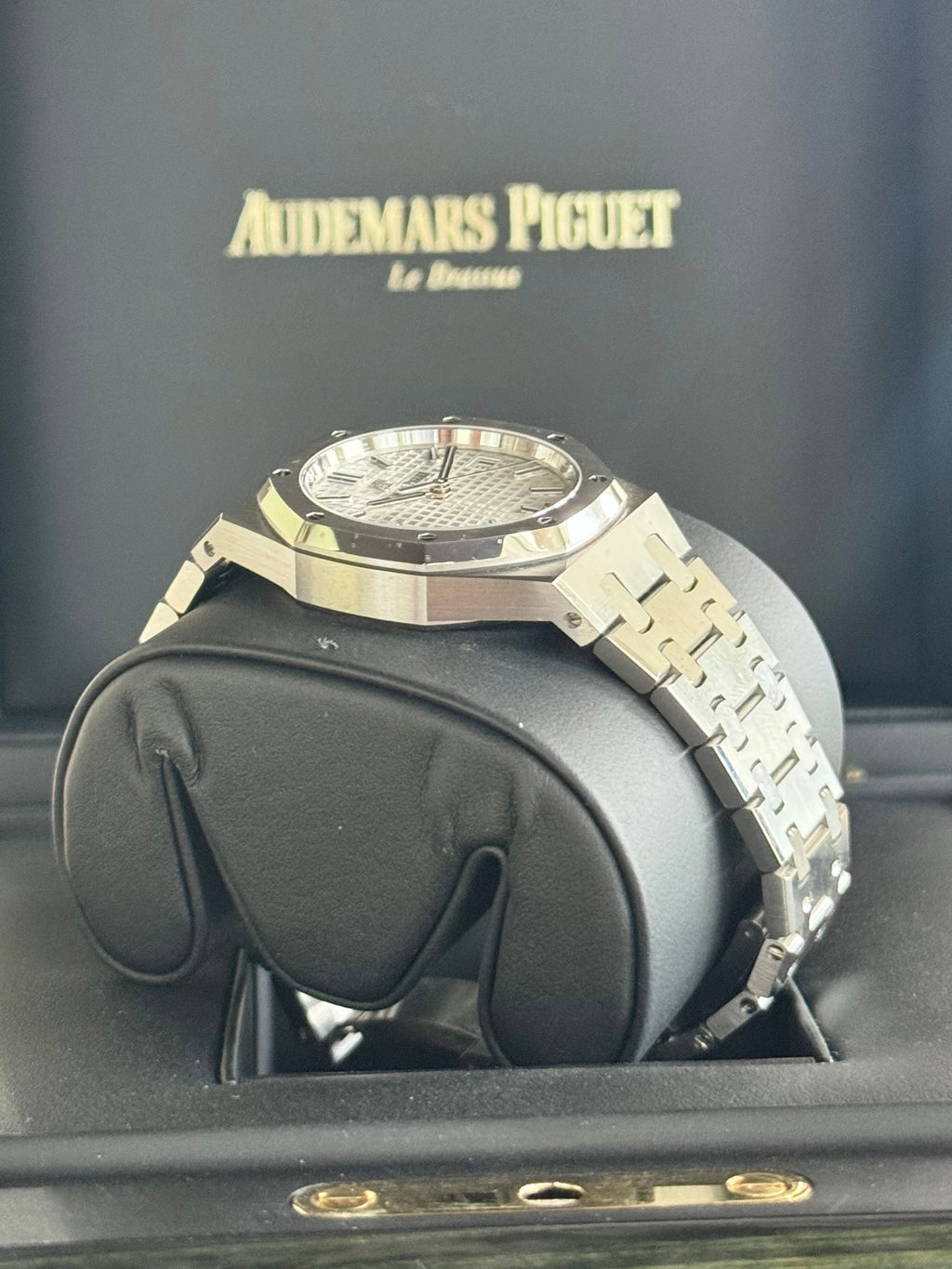 2021 Audemars Piguet Royal Oak Selfwinding 77350ST Watch