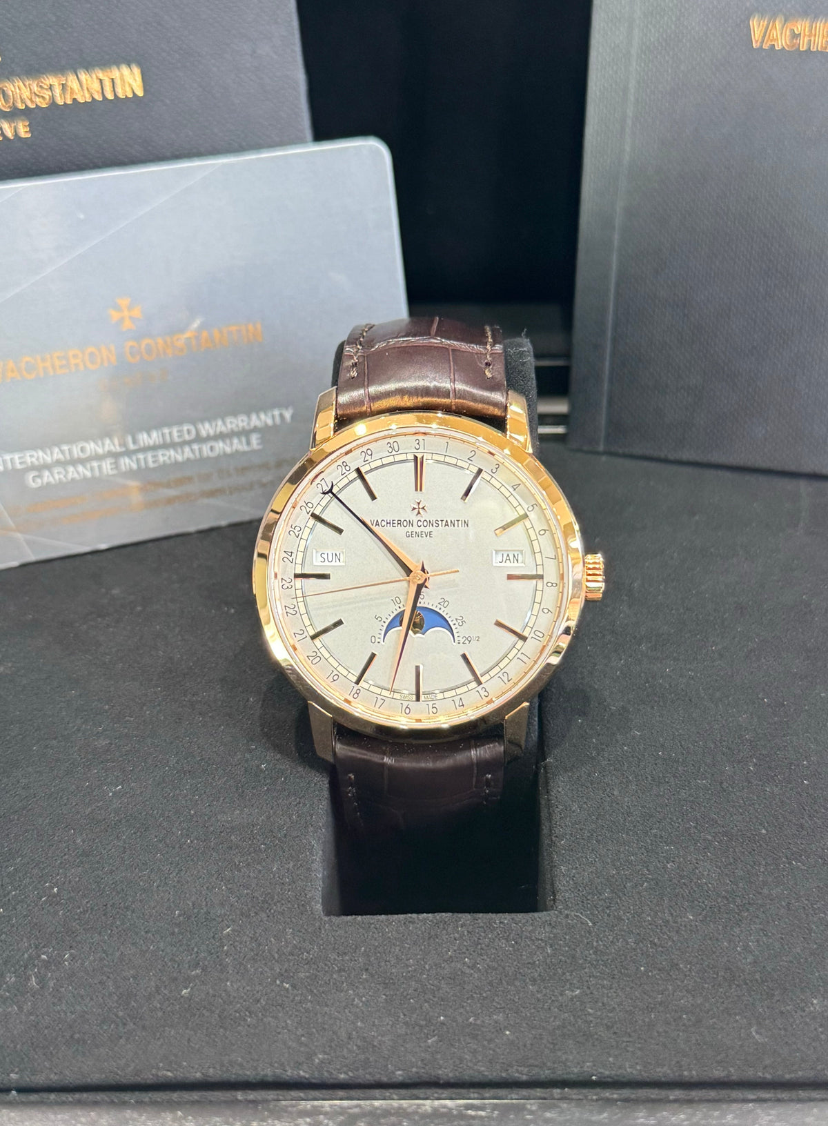 2022 Vacheron Constantin Traditionnelle Complete Calendar 4010T/000R-B344 Watch