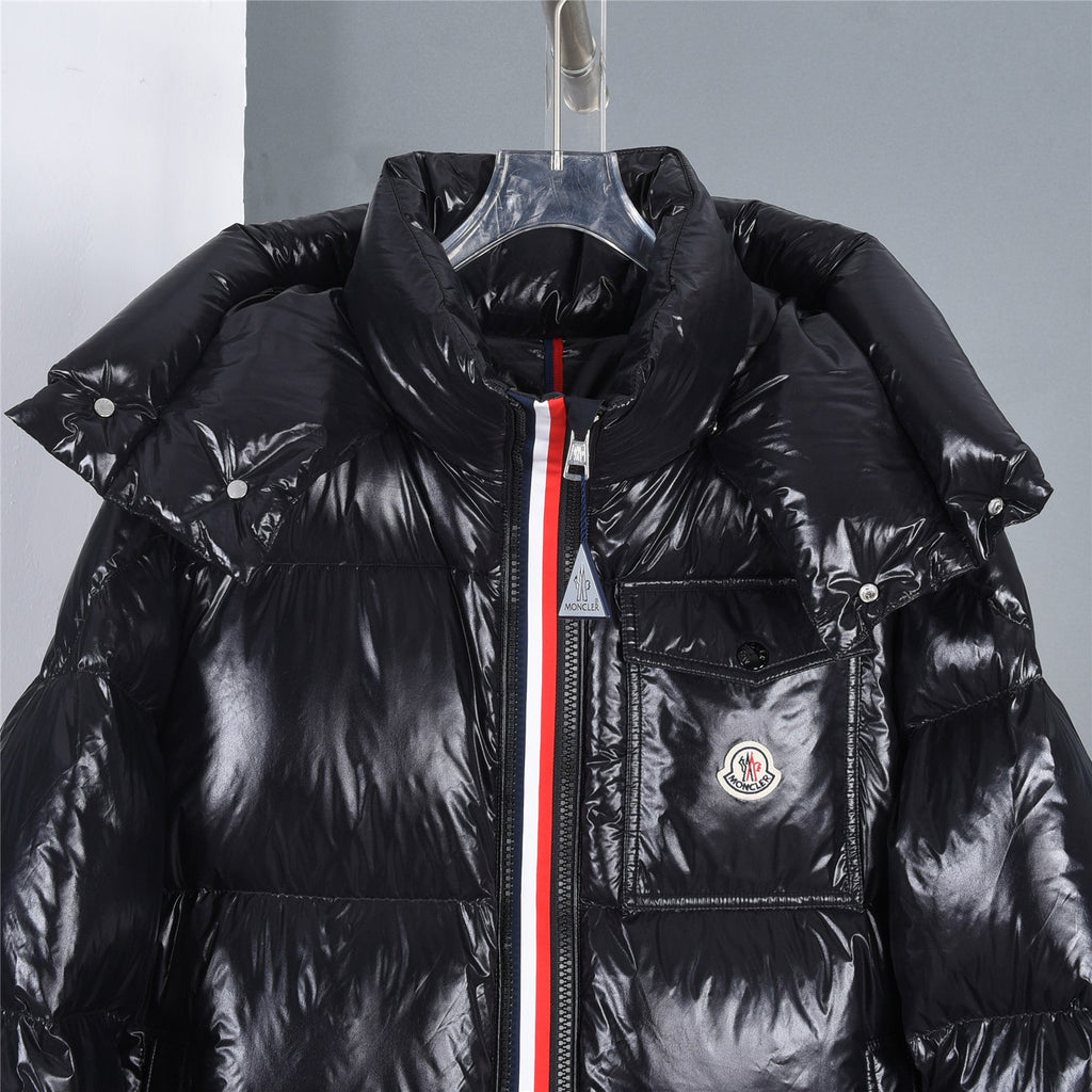Moncler Montbeliard men’s black hooded short down puffer jacket